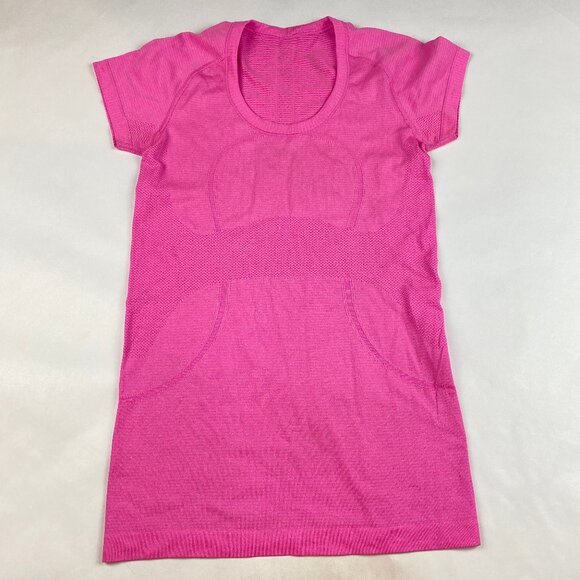 Lululemon Shirt Womens 6 Pink Swiftly Tech Short Sleeve Running Gym - Picture 1 of 9